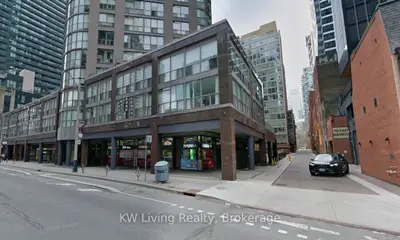 22-26 Wellesley Street W, Toronto, On M4y 2x6