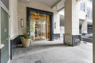 763 Bay Street 4105, Toronto, On M5g 2r3
