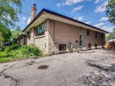 17 Bryant St Street (basement), Toronto, On M3h 4z8