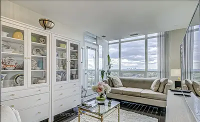 35 Hollywood Avenue 2321, Toronto, On M2n 0a9