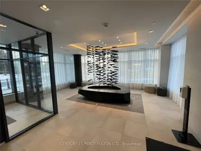 180 Fairview Mall Drive 1105, Toronto, On M2j 5a7