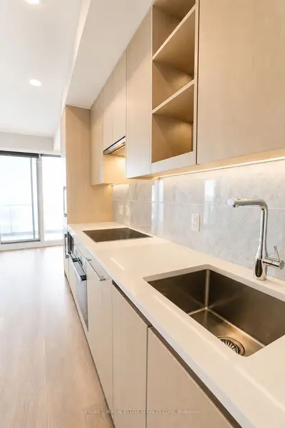 85 Mcmahon Drive 2115, Toronto, On M2k 0h2