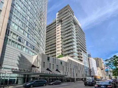 210 Victoria Street 3307, Toronto, On M5b 2r3