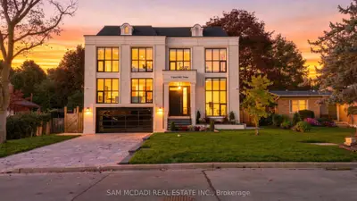 6 North Hills Terrace, Toronto, On M3c 1m6
