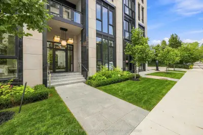 2 Forest Hill Road 101, Toronto, On M4v 2l3