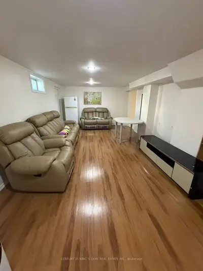 139 Church Avenue Basement, Toronto, On M2n 4g3