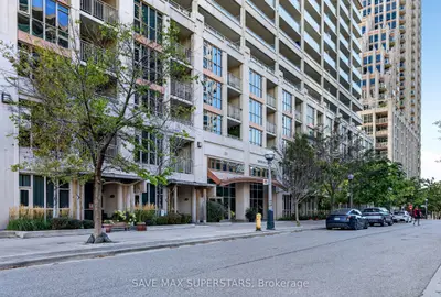35 Bastion Street 714, Toronto, On M5v 0c2