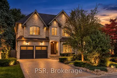 94 Munro Boulevard, Toronto, On M2p 1c4