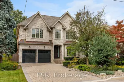 94 Munro Boulevard, Toronto, On M2p 1c4