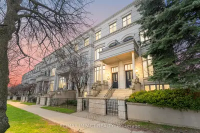 260 Russell Hill Road 13, Toronto, On M4v 2t2