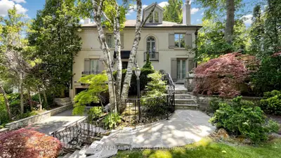 27 Strathgowan Crescent, Toronto, On M4n 2z6