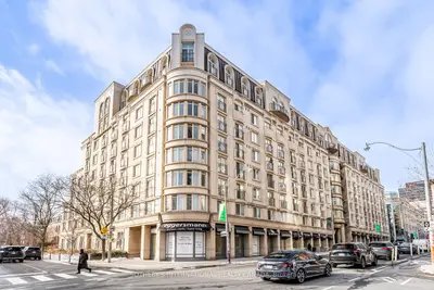 1 Balmoral Avenue 201, Toronto, On M4v 3b9
