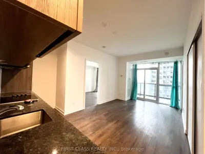 50 Ordnance Street 1401, Toronto, On M6k 0c9