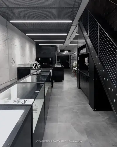 505 Queen Street W, Toronto, On M5v 2b4