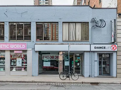 621 Yonge Street, Toronto, On M4y 1z5
