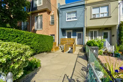44 Fisher Street, Toronto, On M6k 1v8