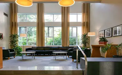 222 The Esplanade 808, Toronto, On M5a 4m8