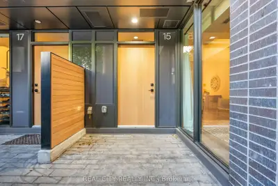 28 Eastern Avenue Th114, Toronto, On M5a 1h5