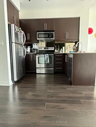 2885 Bayview Avenue 806, Toronto, On M2k 0a3