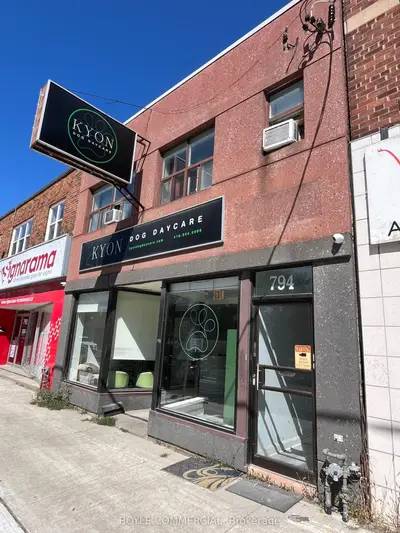 792-794 Eglinton Avenue, Toronto, On M4g 2l1