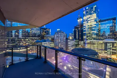 224 King Street W 1504, Toronto, On M5h 0a6