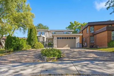 23 Brockington Crescent, Toronto, On M3h 4s9