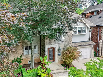 9 Ormsby Crescent, Toronto, On M5p 2v2