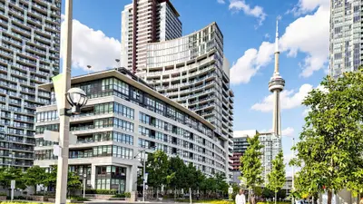 25 Capreol Court 2306, Toronto, On M5v 3z7