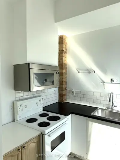 406 Dundas Street E 1, Toronto, On M5a 2a5