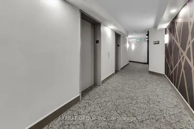 44 Gerrard Street W 1204, Toronto, On M5g 2k2