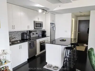 1 The Esplanade Avenue 1806, Toronto, On M5e 0a8