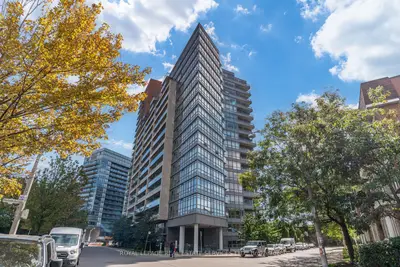 38 Joe Shuster Way 107, Toronto, On M6k 0a5