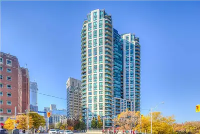 300 Bloor Street E 2008, Toronto, On M4w 3y2