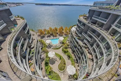 1 Edgewater Drive Sph10, Toronto, On M5a 0l1