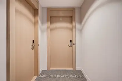 7 Grenville Street 3211, Toronto, On M4y 0e9