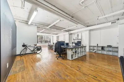 111 Jarvis Street, Toronto, On M5c 2h4