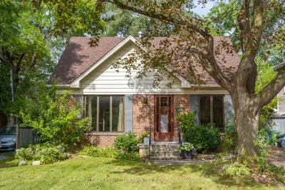 102 Anndale Drive, Toronto, On M2n 2x4