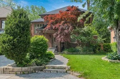 82 Brooke Avenue, Toronto, On M5m 2j9