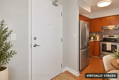 225 Wellesley Street E 313, Toronto, On M4x 1g1