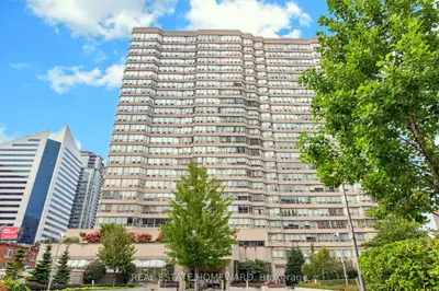 30 Greenfield Avenue 1803, Toronto, On M2n 6n3