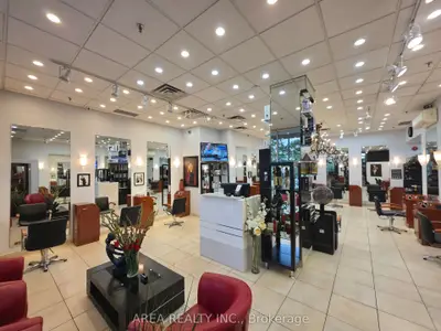 3292 Bayview Avenue, Toronto, On M2m 4j5