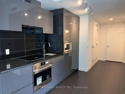 121 St Patrick Street 812, Toronto, On M5t 0b8