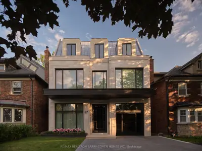 87 College View Avenue, Toronto, On M5p 1j9