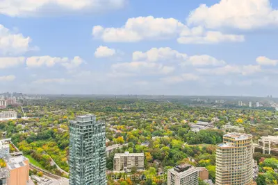 1 Yorkville Ave Avenue 4610, Toronto, On M4w 1l1