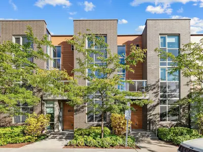 123 Parkway Forest Drive Th04, Toronto, On M2j 1l9