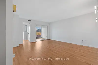 65 Scadding Avenue 608, Toronto, On M5a 4l1