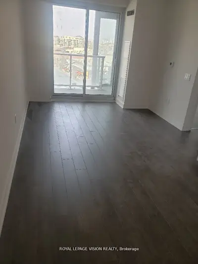 50 O'neill Road 515, Toronto, On M3c 0r1