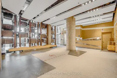 390 Cherry Street 1708, Toronto, On M5a 0e2