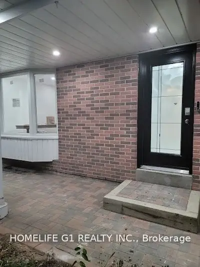 99 Aspenwood Drive, Toronto, On M2h 2e8