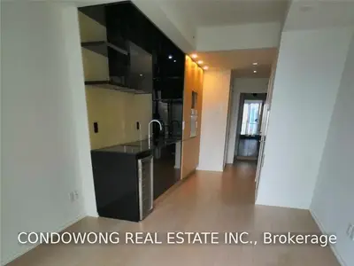 70 Temperance Street 1904, Toronto, On M5h 4e8
